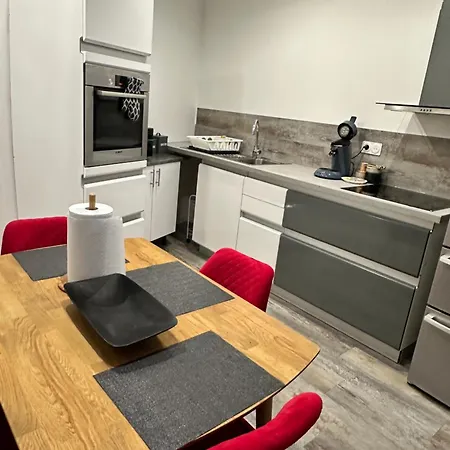 2 Pieces * アンティーブ